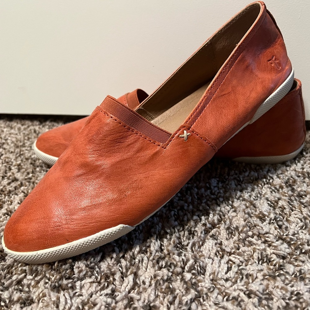 Frye Melanie Sunset Orange Leather Slip-on Sneaker Womens Sz 11